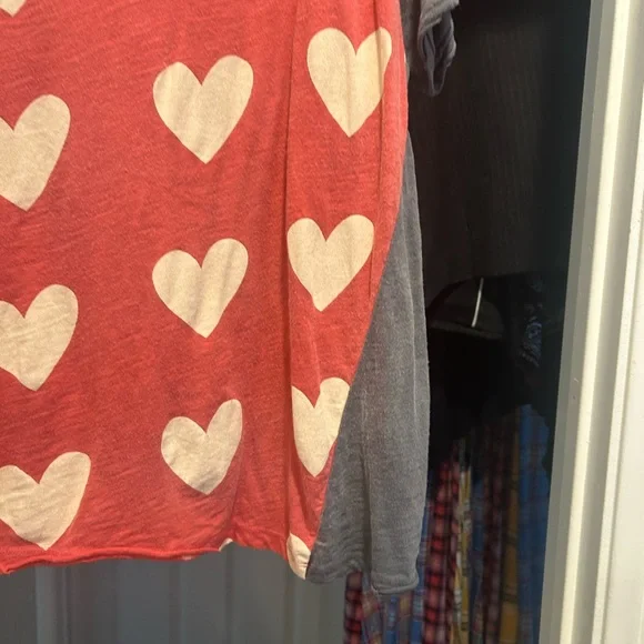 Magnolia Pearl Gray Graphic Tee - Picture 7 of 12